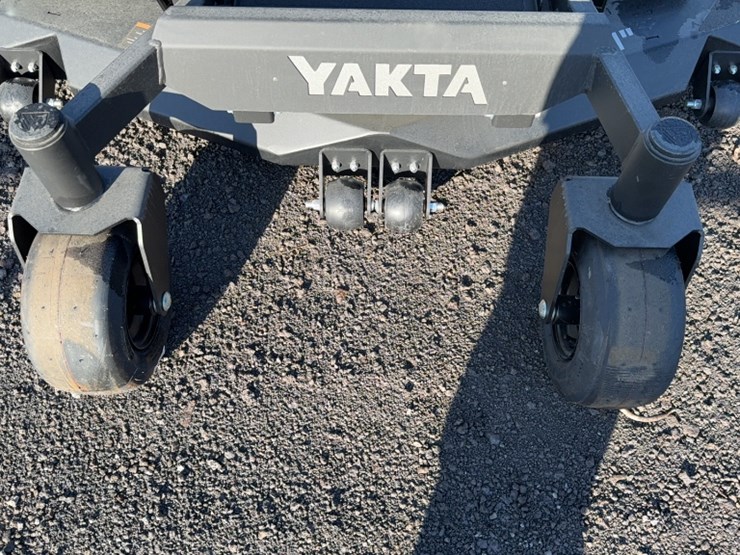 #4029-•-yakta-yxr-320-zero-turn-mower-image-4