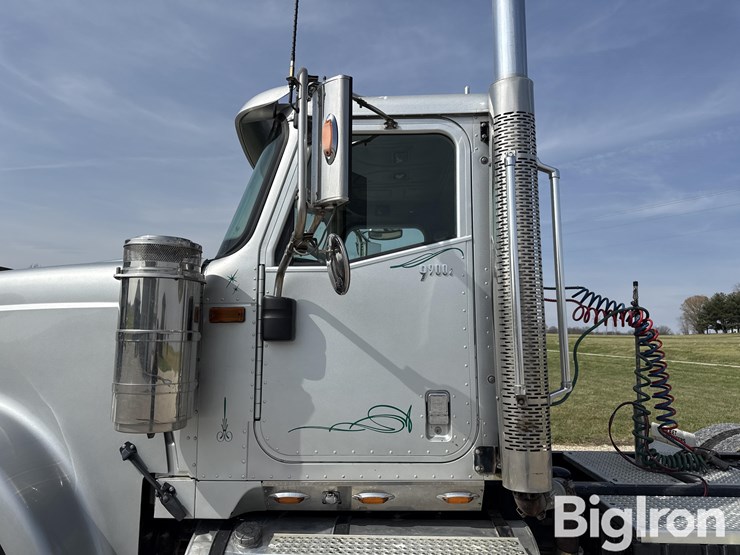 2013-international-9900-image-17