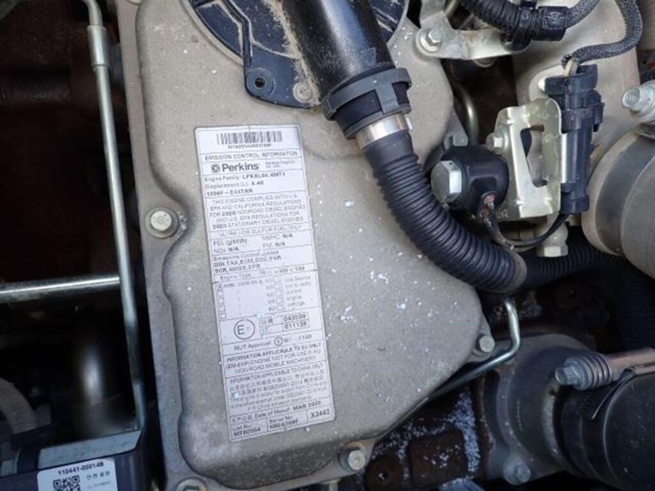 2021-bobcat-e145-image-14