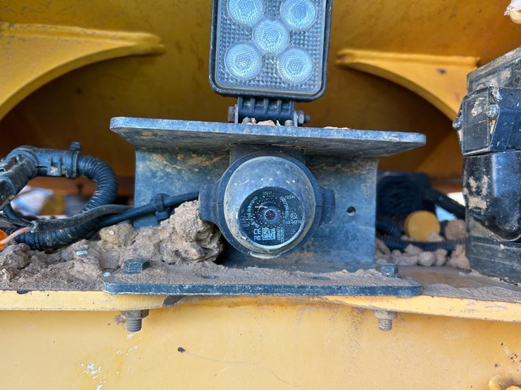 2014-volvo-a25g-image-14