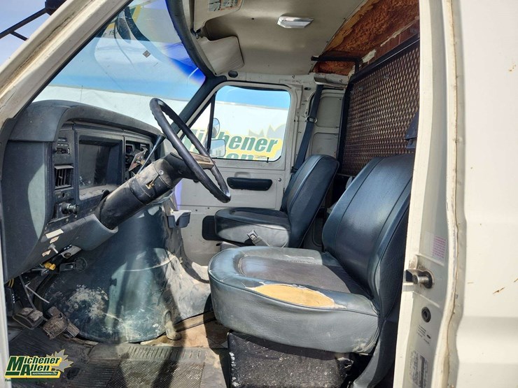 1990-ford-e350-image-14