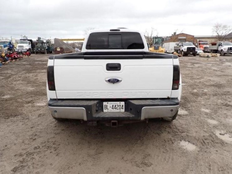 2015-ford-f450-lariat-image-6