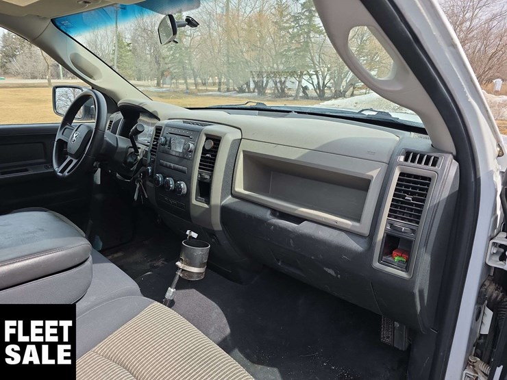 2010-dodge-ram-1500-image-28