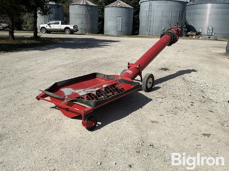 buhler-farm-king-y1010h-image-1