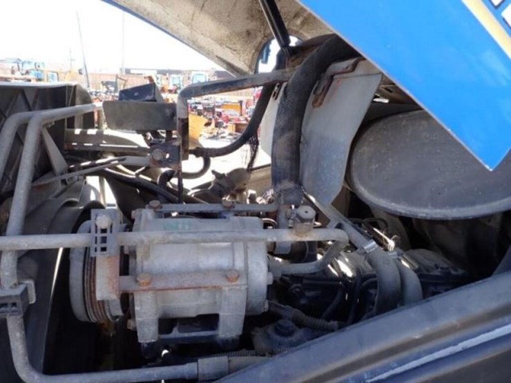 2012-new-holland-t4.75-image-60