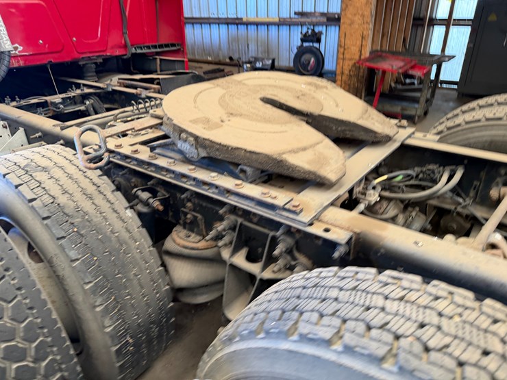 2014-international-prostar-image-24