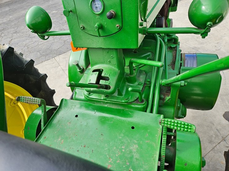 1955-john-deere-70-image-30