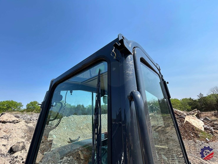 2021-deere-60g-image-48