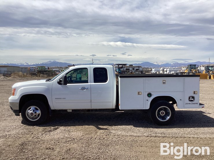 2013-gmc-sierra-3500-image-8