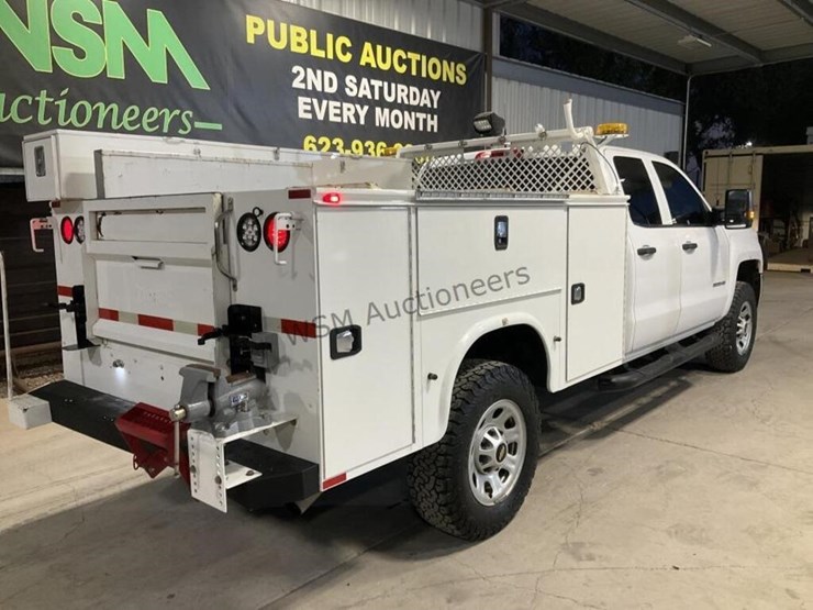 2018-chevrolet-silverado-3500hd-image-7