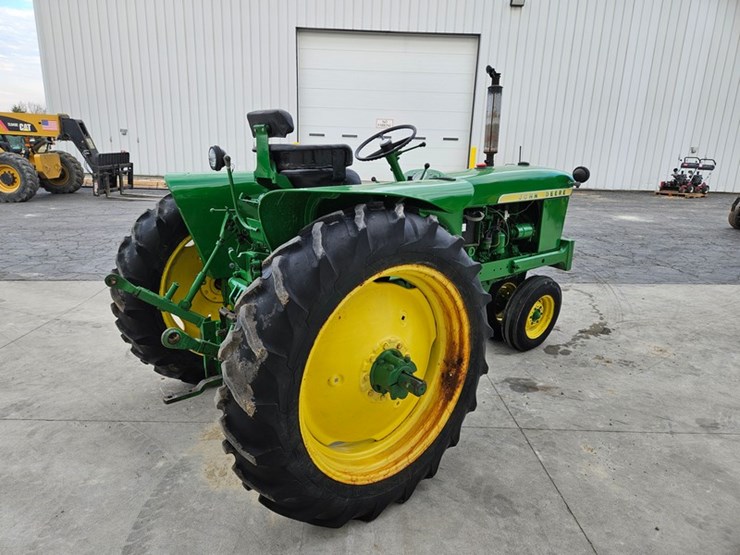 1961-john-deere-2010-image-5