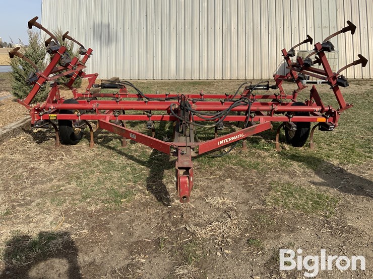 international-4500-image-2