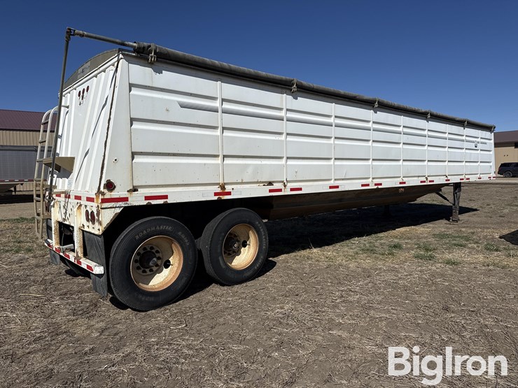 2006-neville-42'-x-image-5