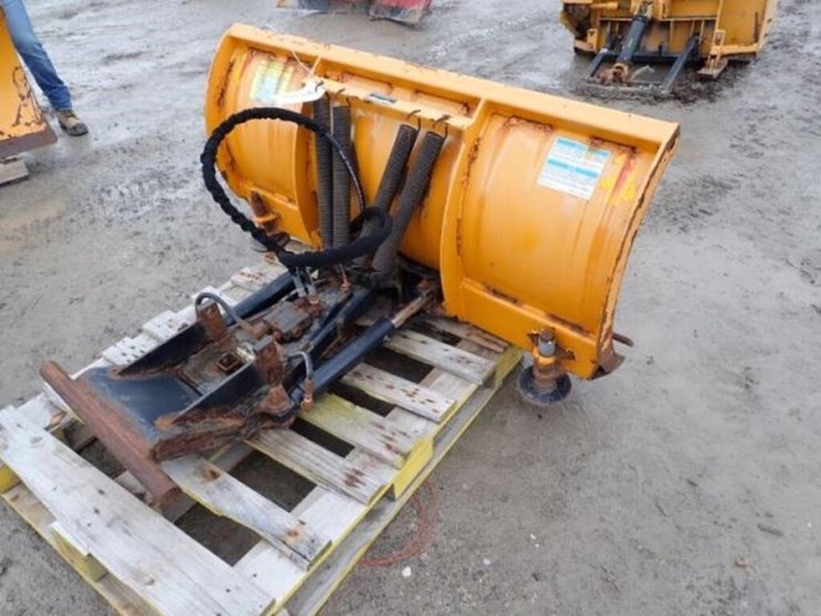 trackless-ab55-60-in.-snow-plow-image-4