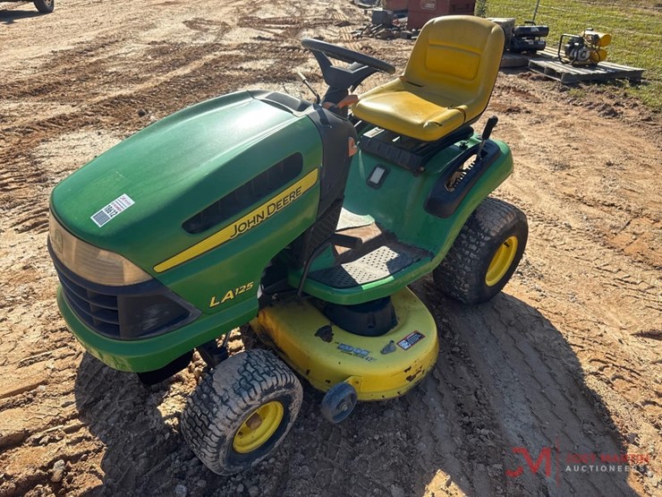 john-deere-la125-image-6