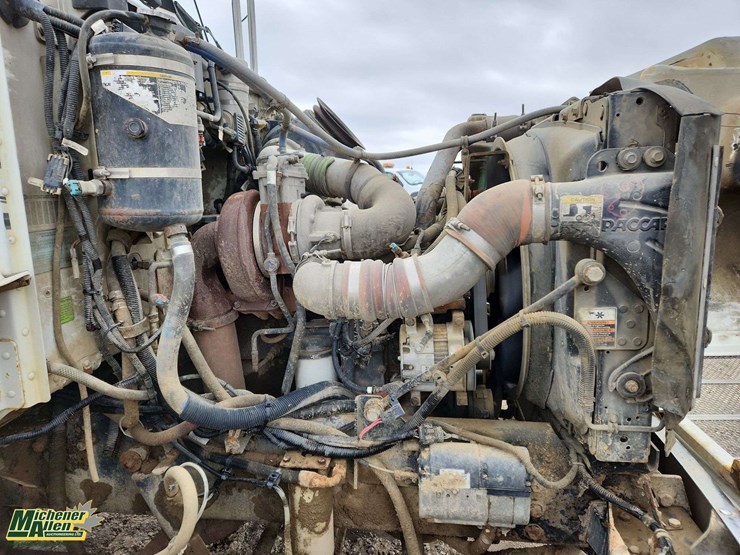 2008-peterbilt-340-image-24