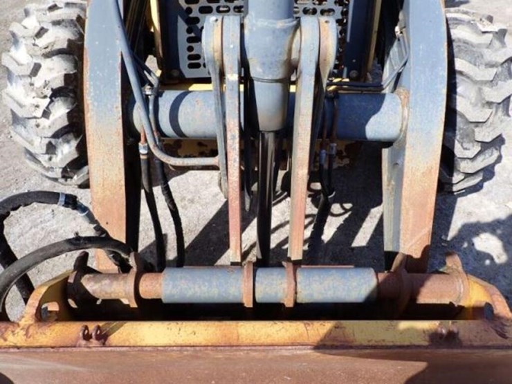 2009-deere-310sj-image-26