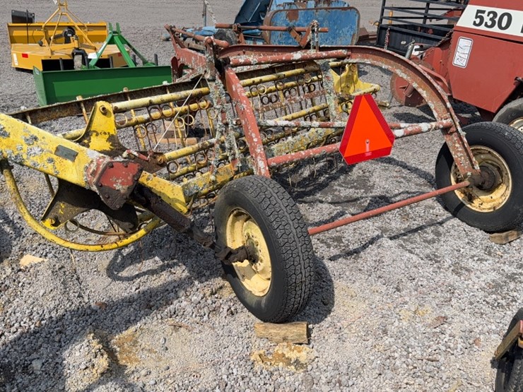 new-holland-55-image-4