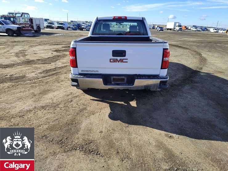 2016-gmc-sierra-1500-image-4