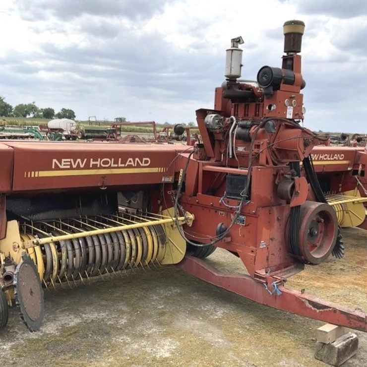 NEW HOLLAND 515
