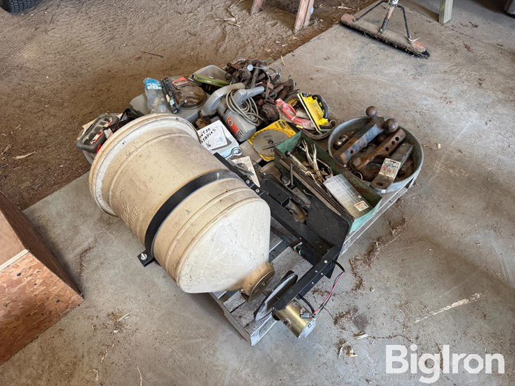 shop/farm-supplies-image-5