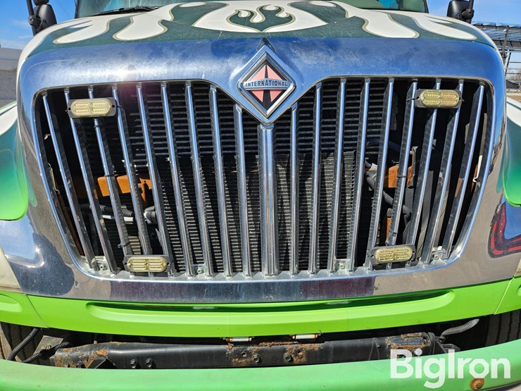 2010-international-durastar-4300-image-17