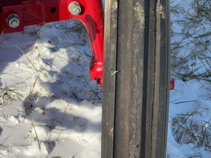 1952-ford-8n-image-18