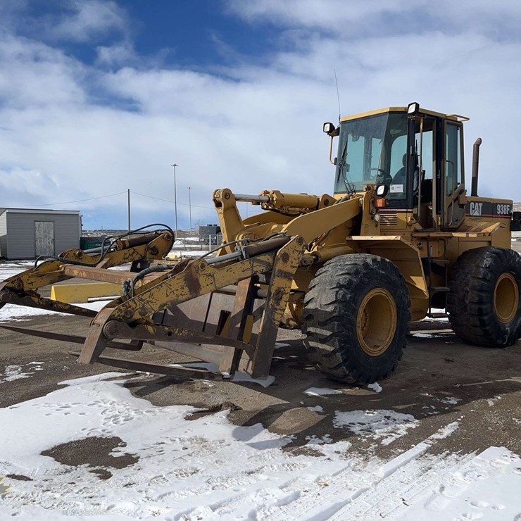 1996 CATERPILLAR 938F