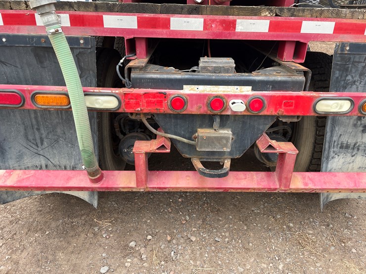 #216-•-1992-freightliner-water-truck-(has-mn-title)-(mora,-mn)-image-46