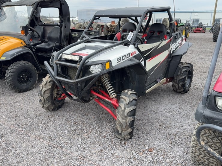 polaris-rzr-900-image-1