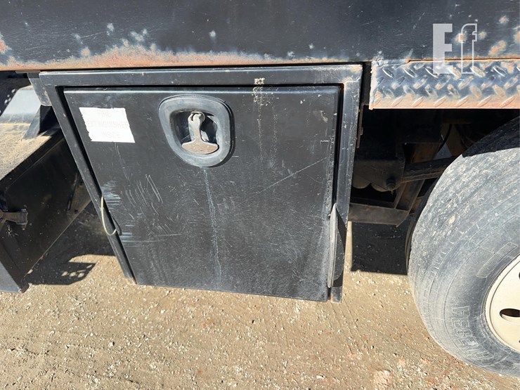 1999-kenworth-t800-image-35