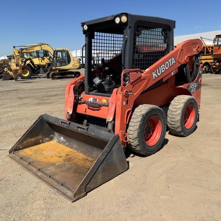 2018 KUBOTA SSV65