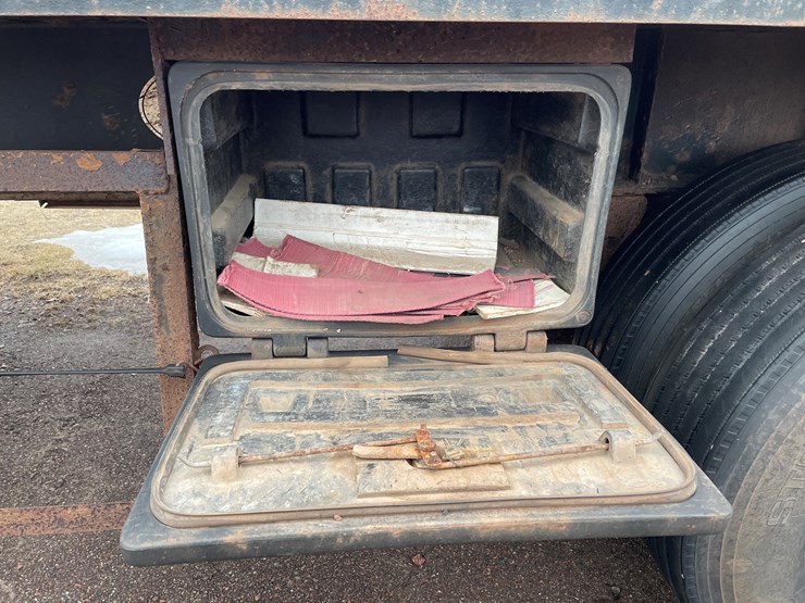 #290-•-2005-great-lakes-(3)-axle-pup-trailer-(has-mi-title)-(marenisco,-mi)-image-14