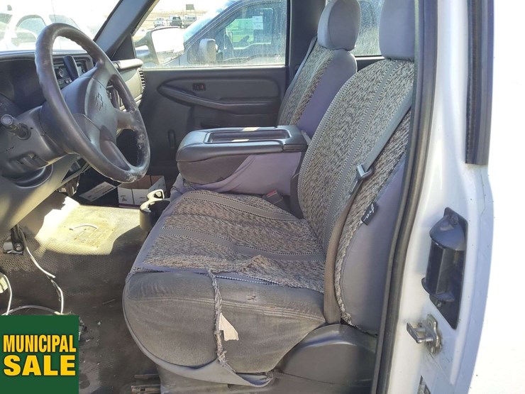 2005-chevrolet-silverado-2500hd-image-7