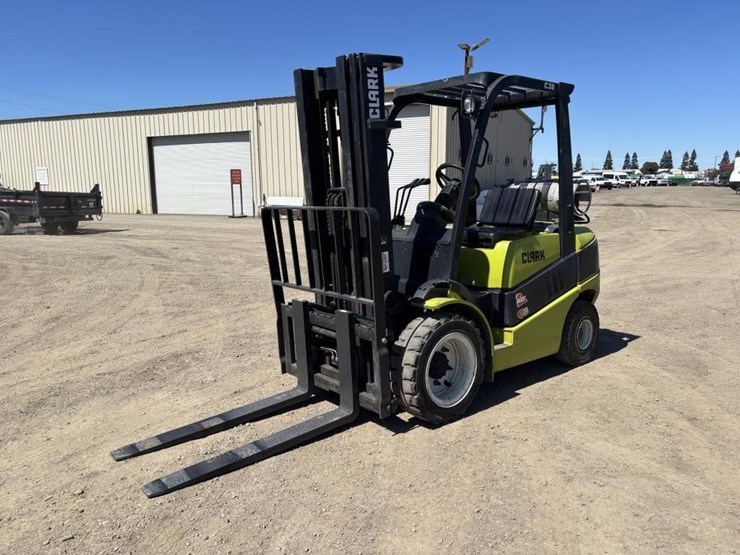 clark-c30l-image-1