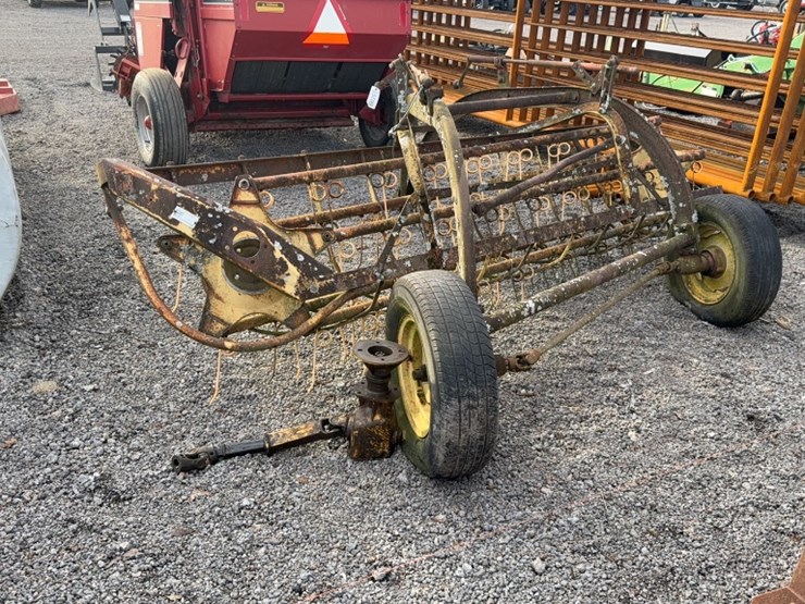 new-holland-256-image-4