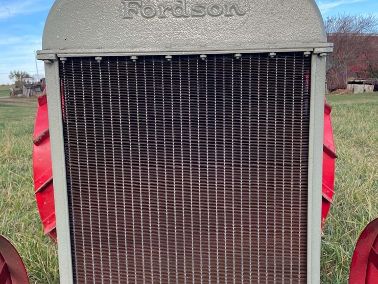 1919-fordson-tractor-image-9