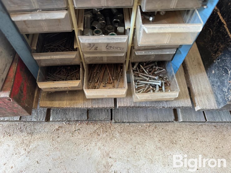 nails/screws/fasteners-image-8