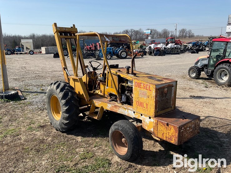 allis-chalmers-i-500-rough-terrain-forklift-image-7