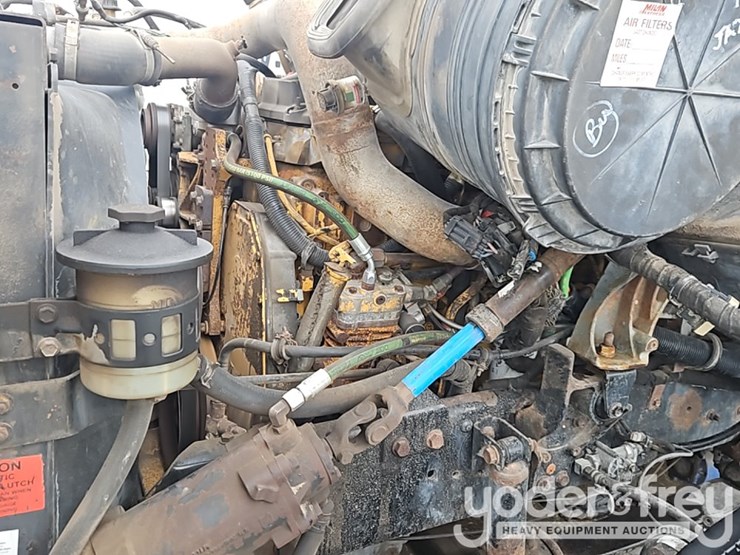 2005-international-8600-image-22