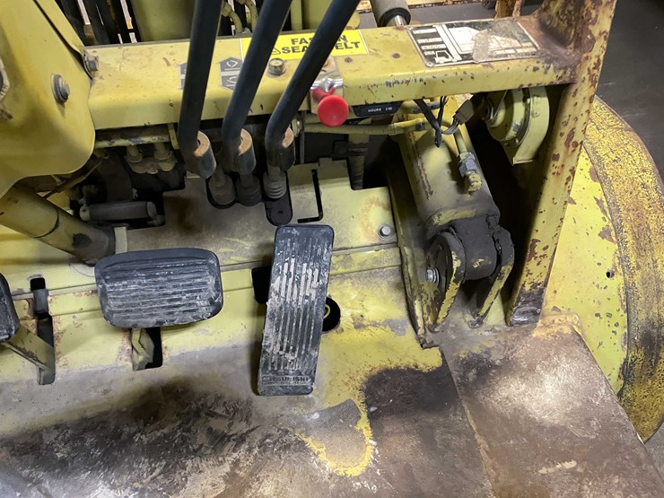 mitsubishi-fg35-image-26