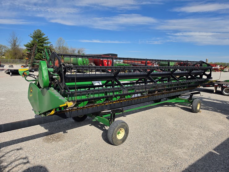 2013-john-deere-625f-image-1