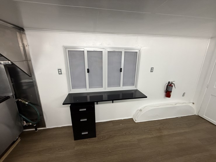 #3004-•-2003-40'-gooseneck-concession-trailer-image-29