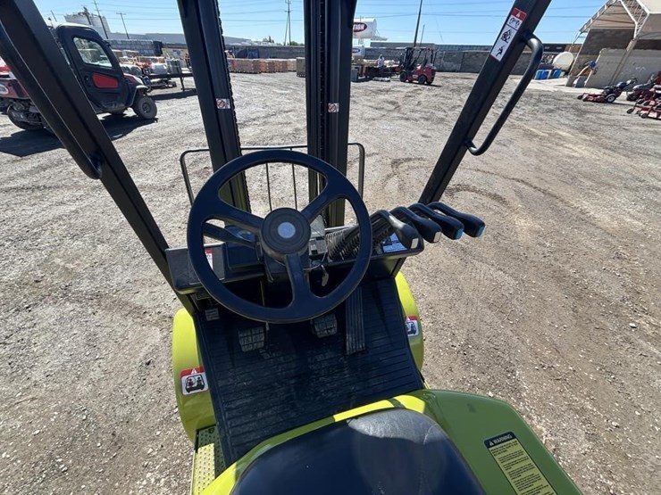 clark-cgp25-image-17