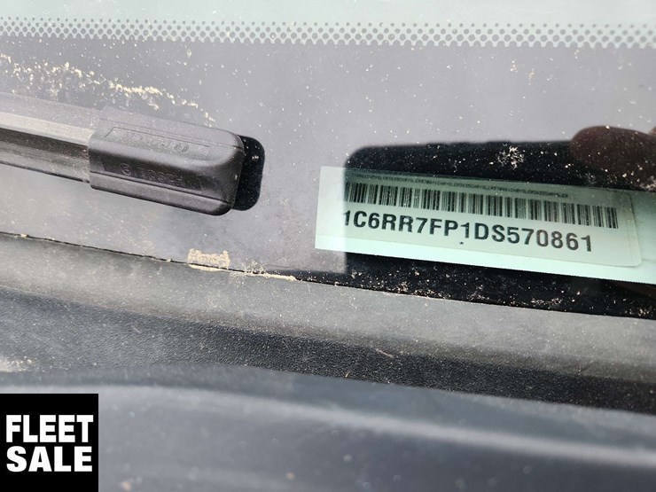 2013-dodge-1500-image-43