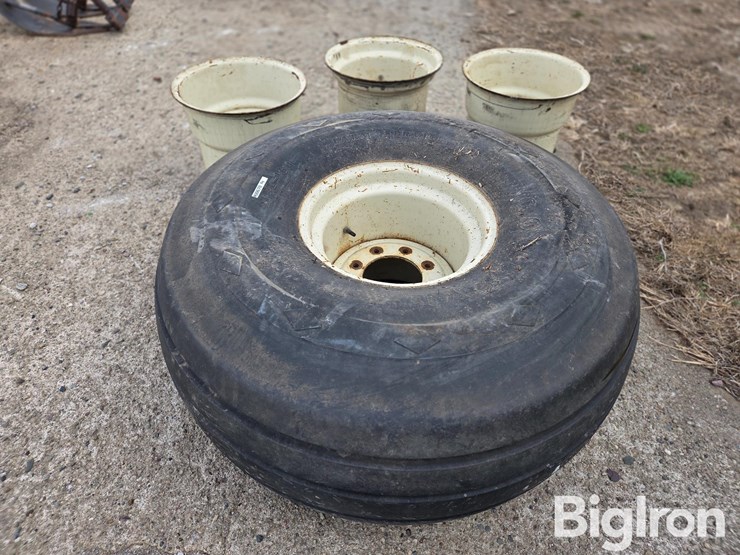 goodyear-21.5l-16.1-tire-&-rims-image-4