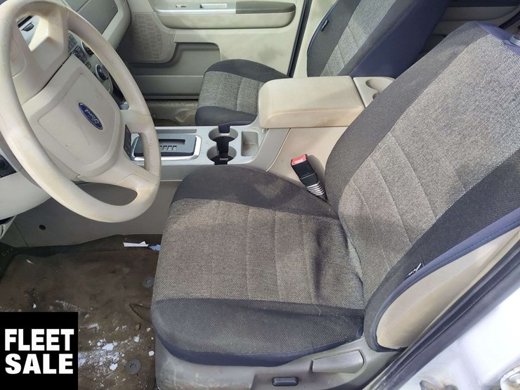 2012-ford-escape-image-10