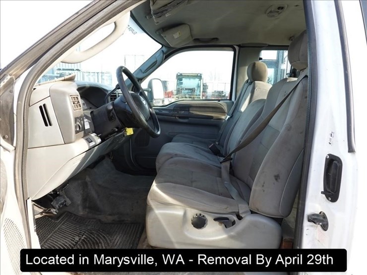 2004-ford-f450-image-11