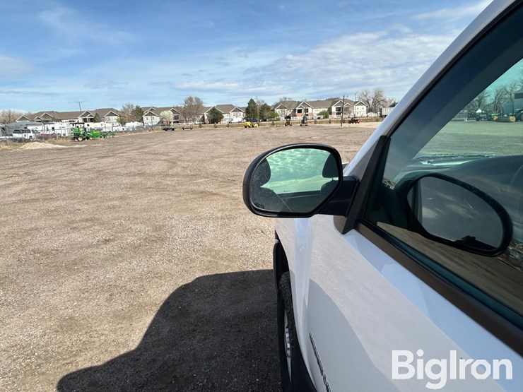 2010-chevrolet-silverado-2500-image-12