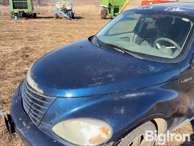 2004-chrysler-pt-cruiser-image-11